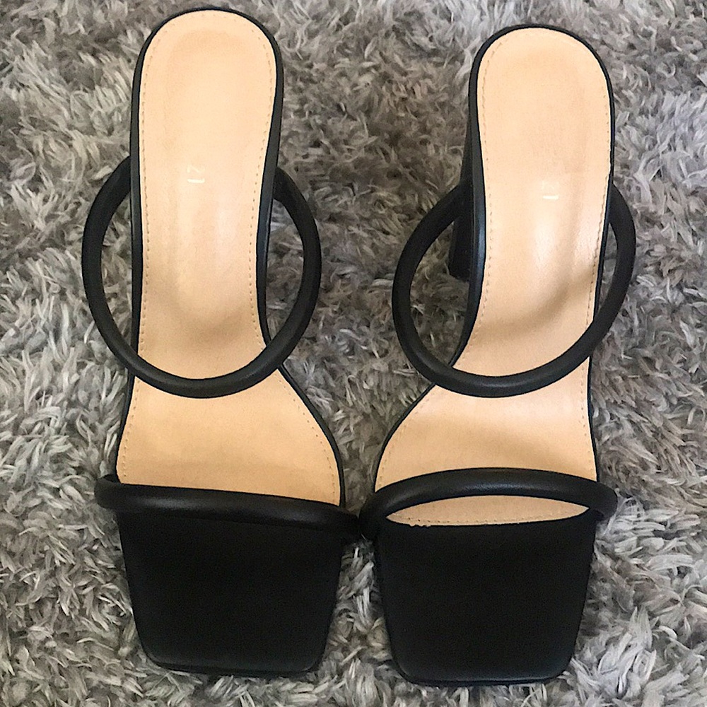 Adorable black heels. Faux Leather Open-Toe Heels Size 8 Forever 21